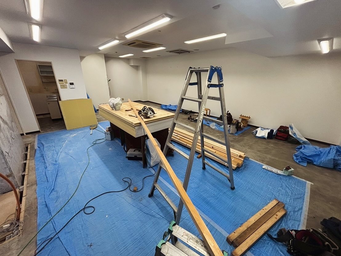 Hero‘s 河芸校 いよいよ始動️

現在建物内を改装中

より良い学習環境を整えています